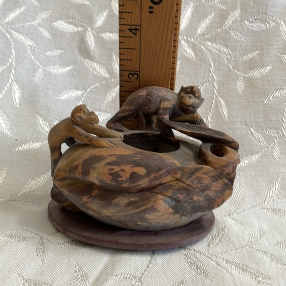Vintage Carved Soapstone Inkwell Monkeys - Picture 8 of 8
